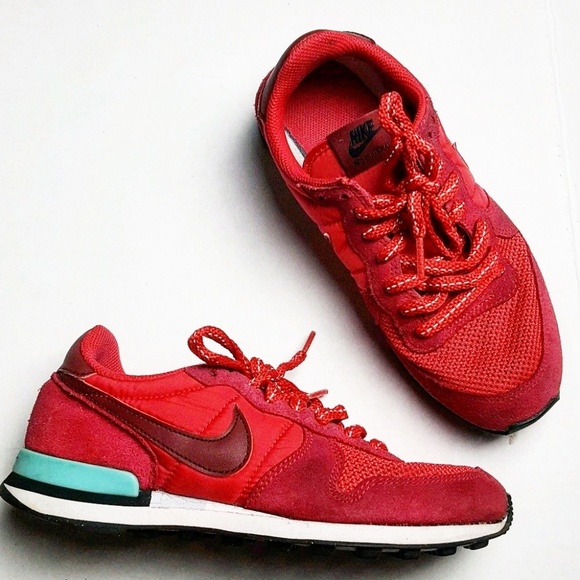 nike internationalist size 6 nike internationalist size 6